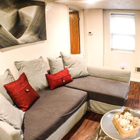1 Bed Apt - Amazing Location 1 Block To Carson St بيتسبرغ المظهر الخارجي الصورة