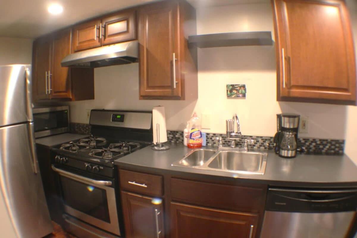 1 Bed Apt - Amazing Location 1 Block To Carson St بيتسبرغ المظهر الخارجي الصورة
